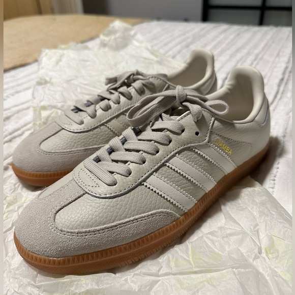 *SOLD* Adidas Samba OG beige white - NWT worn to try on only - Picture 1 of 7
